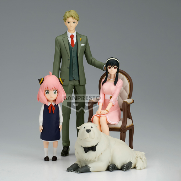 Spy X Family Family Photo Anya & Bond Forger 11cm -W106