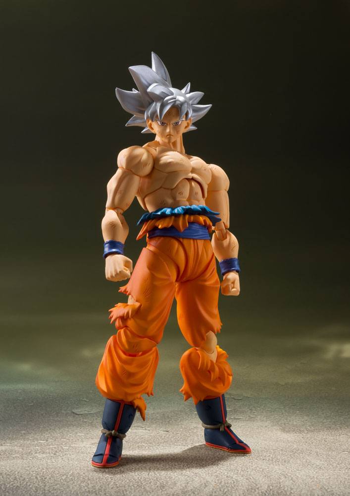 DBZ SH Figuarts Son Goku Ultra Instinct 14cm