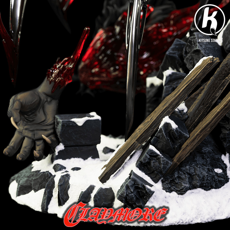 Claymore Statue 1/6 Clare Vs Rigalo 50cm