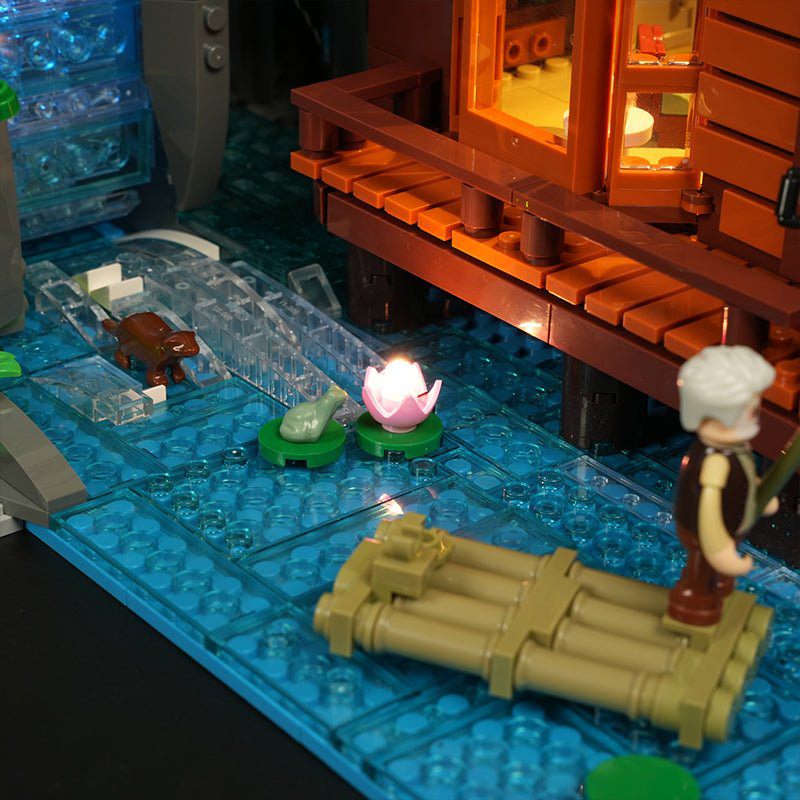 Lumibricks Retro House 10010 Waterfall Cabin