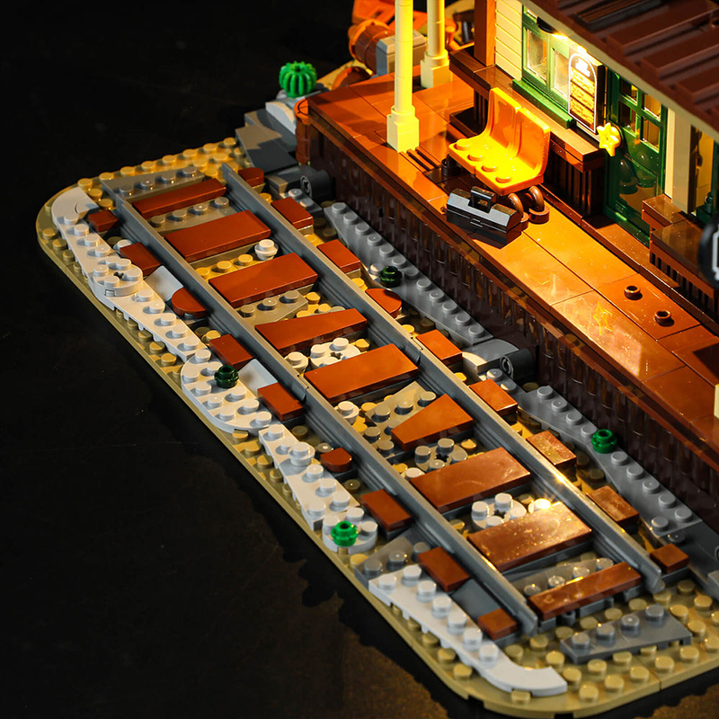 Lumibricks The Old West 14004 West Train Station 1974Pcs