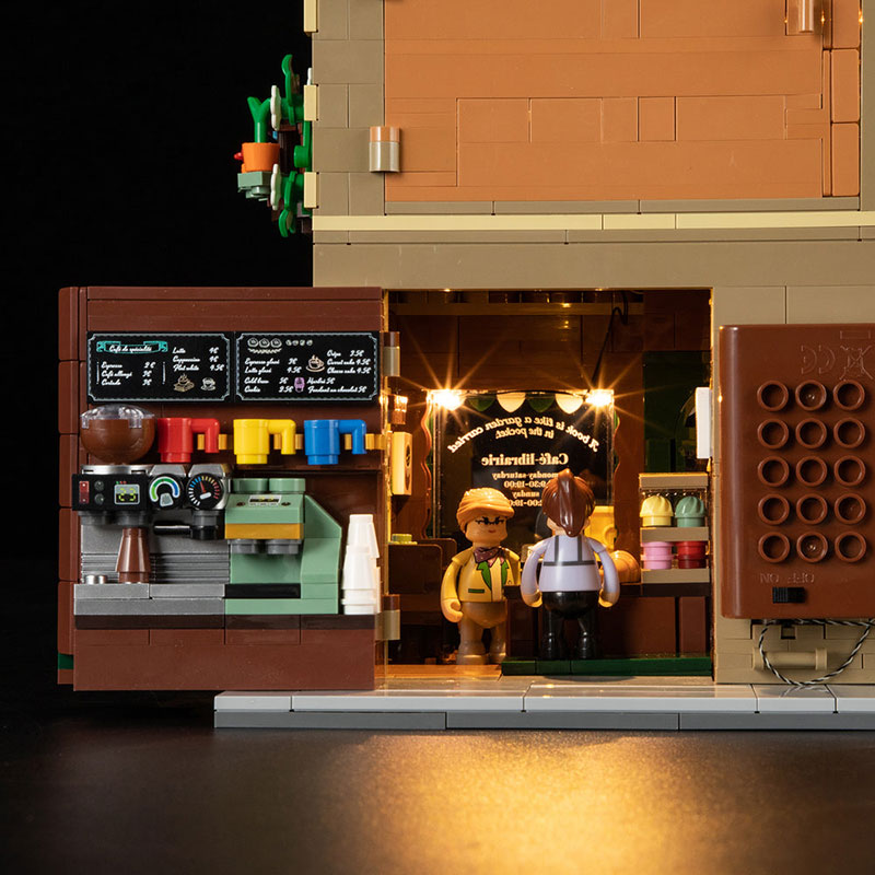 Lumibricks Town Life 15002 Book-Cafe 1718Pcs