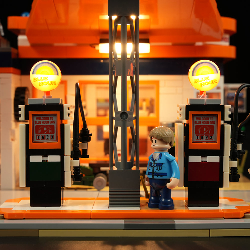 Lumibricks Road Trip 18003 Gas Station