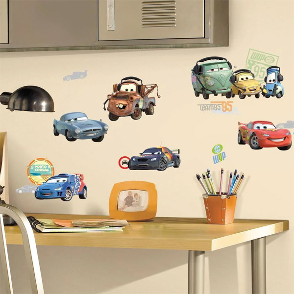 Disney Stickers Muraux Moyens Cars 2 30X13Cm