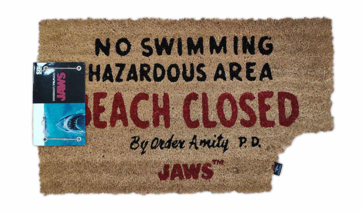 Jaws Paillasson Beach Closed