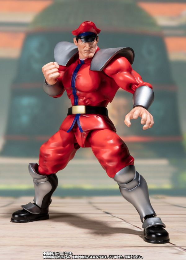 Street Fighter SH Figuarts M Bison Figura 16,5cm