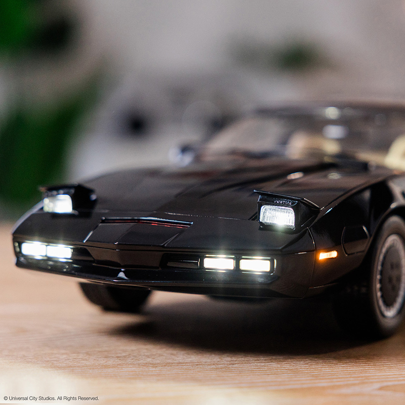 Kight Rider K2000 1:10 Die Cast Kitt Replica